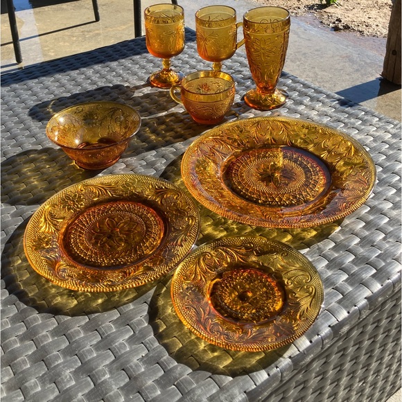 1970s Imperial Glass Tiara Daisy Sandwich Amber Glass Set - Picture 4 of 5